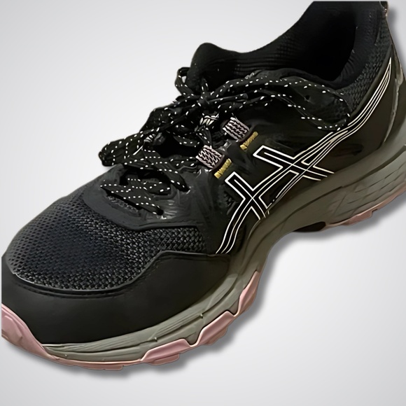 Asics Black and Pink Athletic Shoes with Trail-Ready Design - Picture 3 of 7